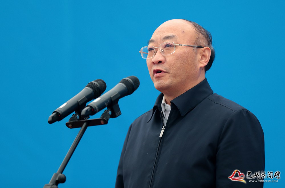 候中文小.jpg