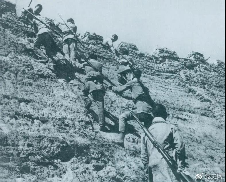 党史百年天天读 · 6月25日