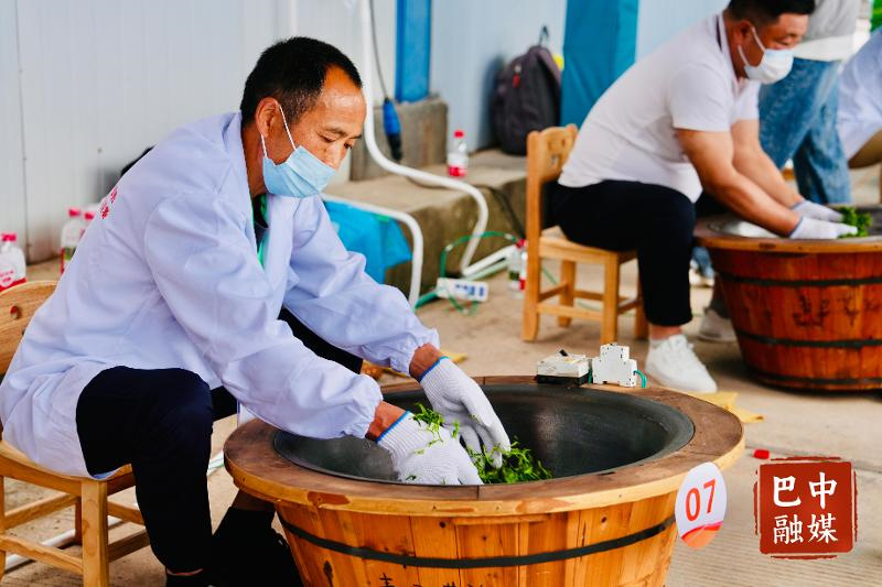 巴中市第四届茶行业职工职业技能竞赛举行