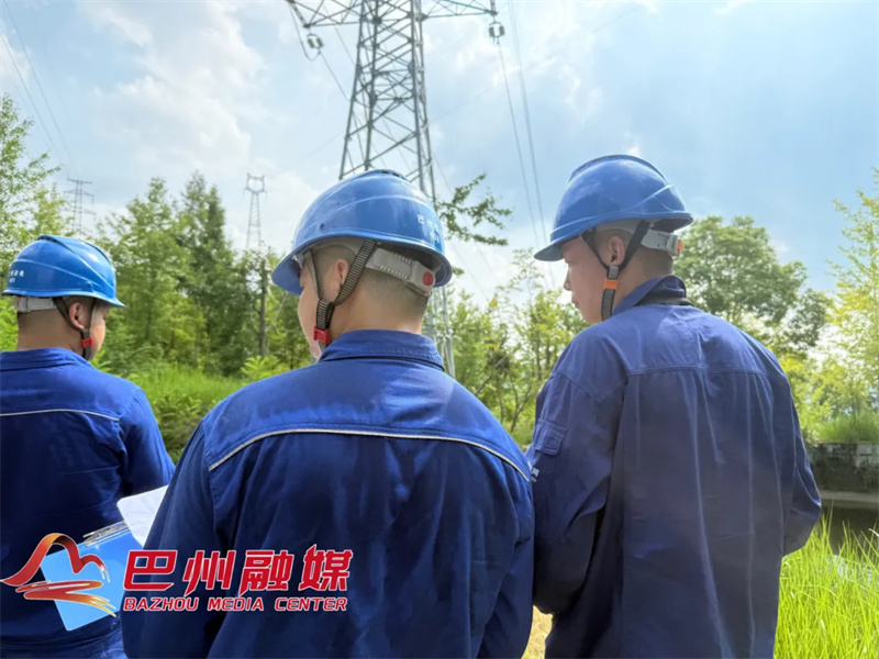 迎戰(zhàn)酷暑<div   id=
