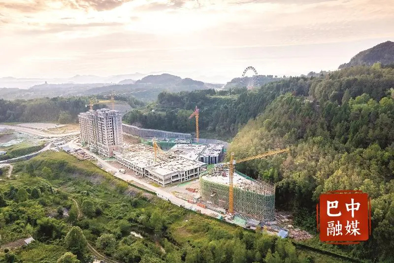 安置楼主体基本完成！巴州区莲山湖安置房项目稳步推进→