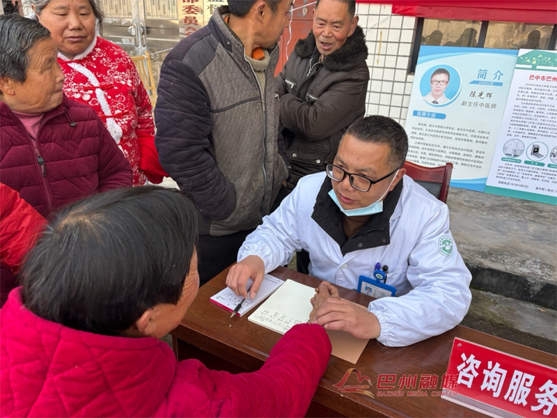 “只怕教得不够多”：一位援川中医的授渔初心