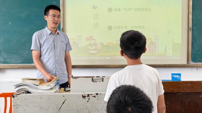 巴州·师说⑪丨鼎山中学教师冯颖：扎根乡镇沃土 深耕育人初心