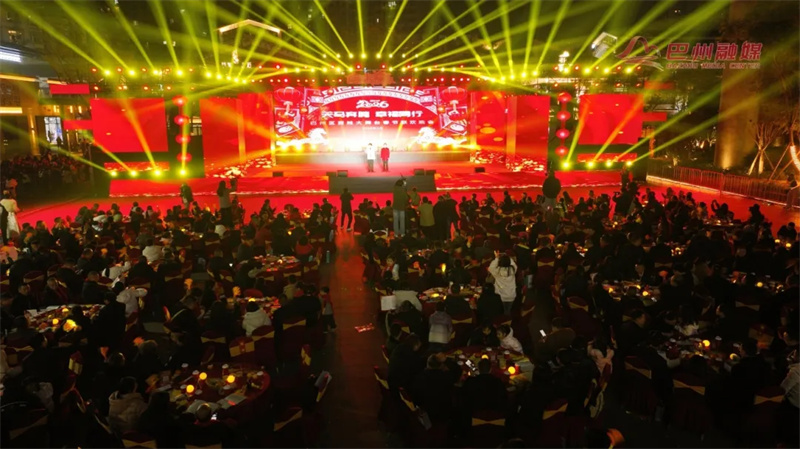 刷屏！巴州人的朋友圈，被这场百姓春晚承包了