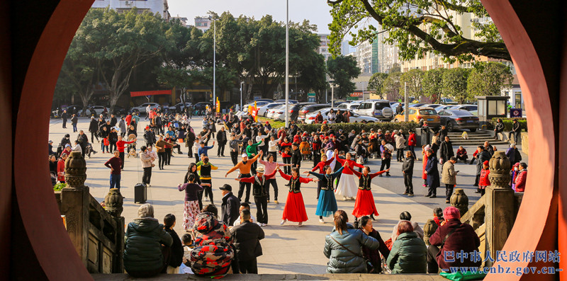 欢歌回响 舞姿翩跹